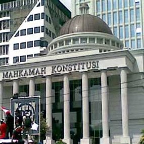 Pengusaha Protes Kewajiban CSR ke MK