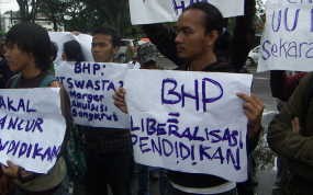 Mahasiswa Tolak Komersialisasi Pendidikan