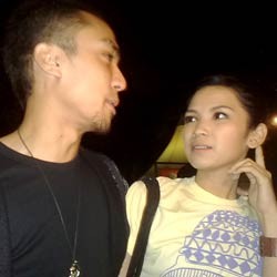 Ultah, Dinda Kanya Dewi Tunggu Kejutan Dari Pacar