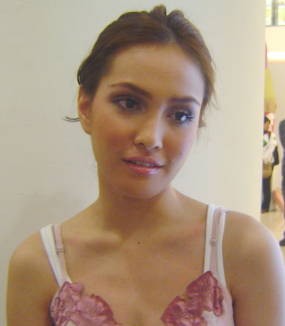 Diancam Distop, Indosiar Tetap Tayangkan Hareem