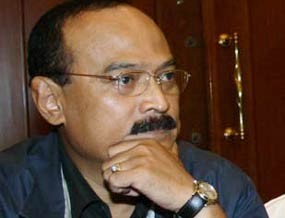 Erros Djarot: Waspadai Iklan Capres dan Hasil Survei