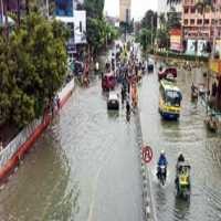Bantuan Mengalir ke Korban Banjir