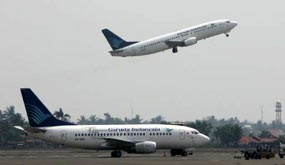 5 Pesawat Garuda Tertunda