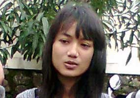 Nia Di-Smack Down Eks Pacar