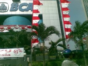 Kredit BCA 2008 Tumbuh 34%