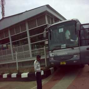 H-2 Pengoperasian Busway Koridor VIII, Halte Belum Siap