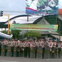 Polisi Gelar Apel Pengamanan Pelantikan Gubernur Jatim