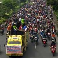 Besok Korban Lumpur Demo, Waspadai Jalur Sidoarjo-Surabaya