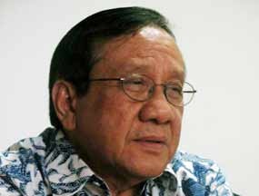 Dicalonkan Partai Lain, Akbar Tetap Fokus di Golkar