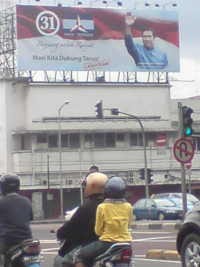 Pasang Billboard di Jalan Protokol, PD & Golkar Ditegur KPUD