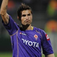 Hat-trick Mutu Selamatkan Fiorentina