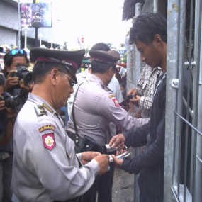 4.678 Preman Ditahan, Uang Rp 2 M Diamankan