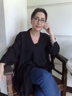 Penabrak Suami Masih Misterius, Widyawati Hopeless