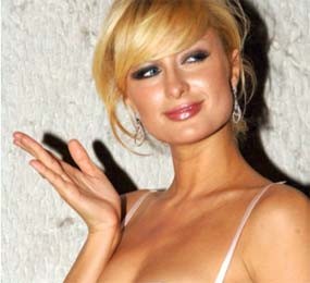 Paris Hilton Girang Ditantang Snoop Dogg Ngerap