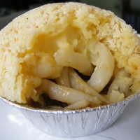 Goyang Lidah dengan Macaroni Salsa