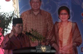 SBY Datang, Pelayanan Publik Pemkab Tuban Lumpuh