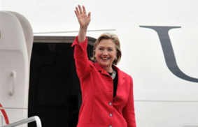 Bertemu SBY, Mobil Hillary Tetap Menyala