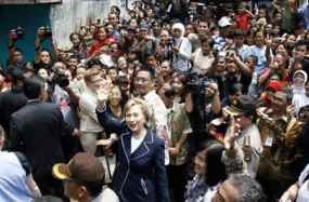 Lewat Hillary, SBY Undang Lagi Obama ke Indonesia