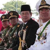 Dekat Pemilu, SBY Pikir-pikir Ajakan Obama Bertemu di London