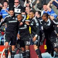 Anelka Sukseskan Debut Hiddink