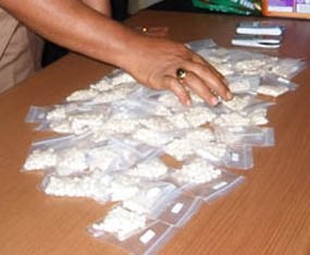 Ekstasi dan Sabu-sabu Diamankan dari Vila di Cariu, Bogor