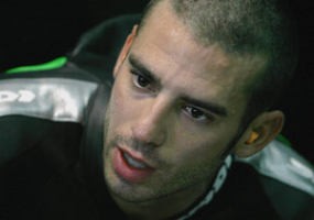 Melandri Ketagihan Speedcar
