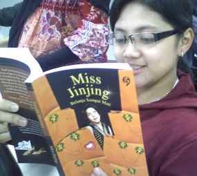 Anggota DPR Juga Gila Belanja