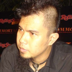 Ahmad Dhani Kampanyekan Poligami 3 Istri
