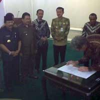 Empat BUMD Teken Participating Interest Blok Cepu