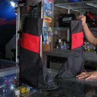 Sepatu Juga Perlu Pakai Kondom