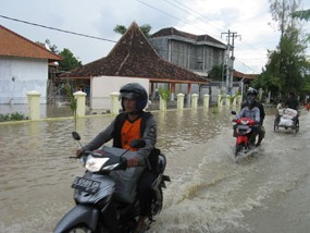 Banjir Bojonegoro Mulai Masuk Perkotaan