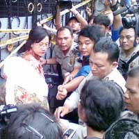 Polisi Amankan 2 Rumah Milik Atun