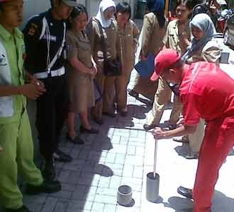 BPLH Cek SPBU di Ahmad Yani