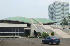 Paripurna DPR Lewatkan Pembahasan Perpu No 1/2009