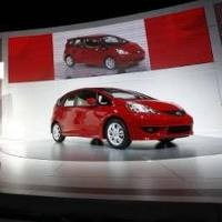 Jazz Kalahkan Pamor CR-V