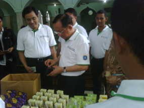 Allah Melihat, Malaikat Mencatat di Kantin SMPN 80 Jakarta