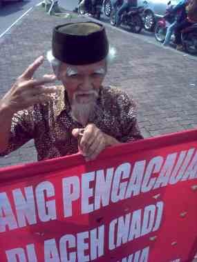 Lelaki Triple Agent di Bundaran HI