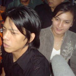 Mantan Istri Ariel Peterpan Lepas Status Janda