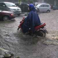 Hujan Turun, Jalanan Bandung Terendam