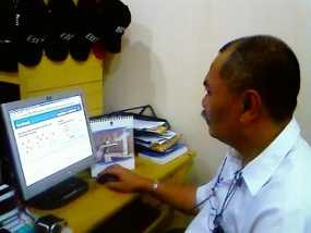 Telkom Wajibkan Karyawannya Main Facebook