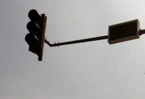 PLTU Suralaya Rusak, Lampu Merah di Jakarta Padam