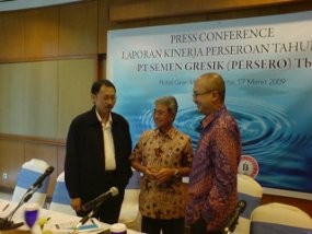 Semen Gresik Tingkatkan Ekspor di 2009