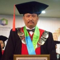 Jadi Profesor, Adler Ajukan 3 Jalan Perlindungan Investor 