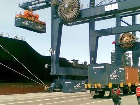 BI Perkirakan Ekspor 2009 Minus 25%  