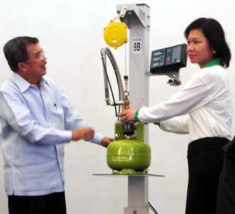 JK Resmikan SPBBE Terbesar di Dunia