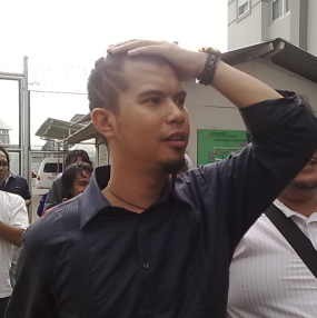Ngefans PKB, Anak Ahmad Dhani Disunat Tanggal 13