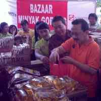 Foke Jualan Minyak Goreng Murah