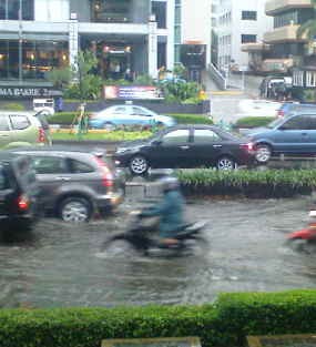 Hujan Es di Cengkareng