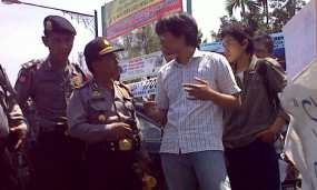 Dilarang Polisi, Demo Hari Air di Semarang Bubar