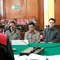Didakwa Rugikan Negara, Asisten II Pemkot Surabaya Pasrah